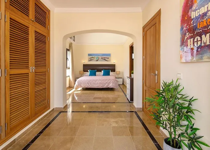 Aguamarina 4 וילה *