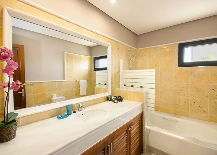 Aguamarina 4 וילה