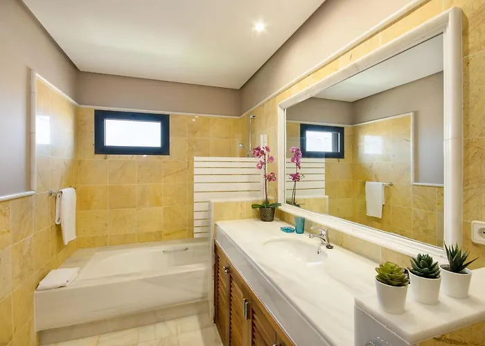 Aguamarina 4 بلايا بلانكا